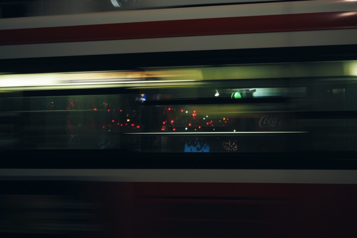 Чи зобов’язаний пасажир «Укрзалізниці» збирати за собою постіль?