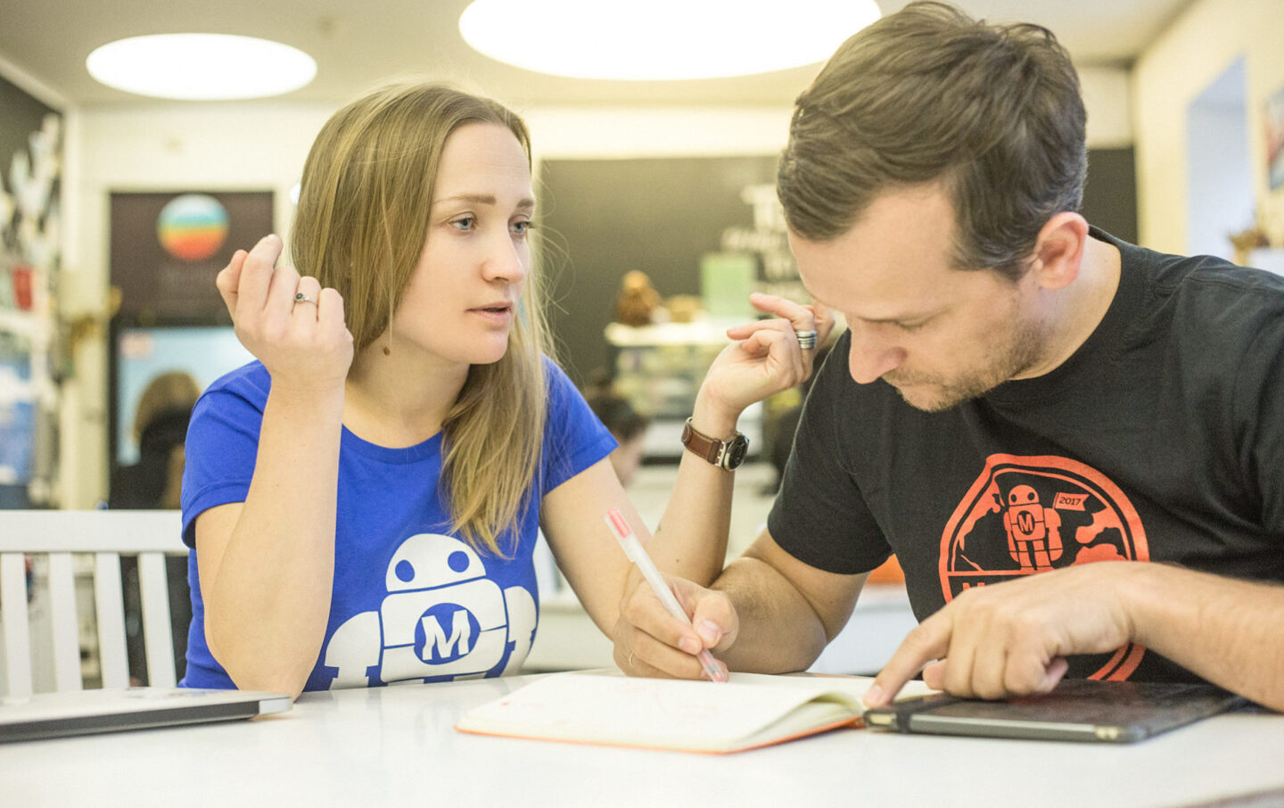 Навчайся, створюй, ділися, грай