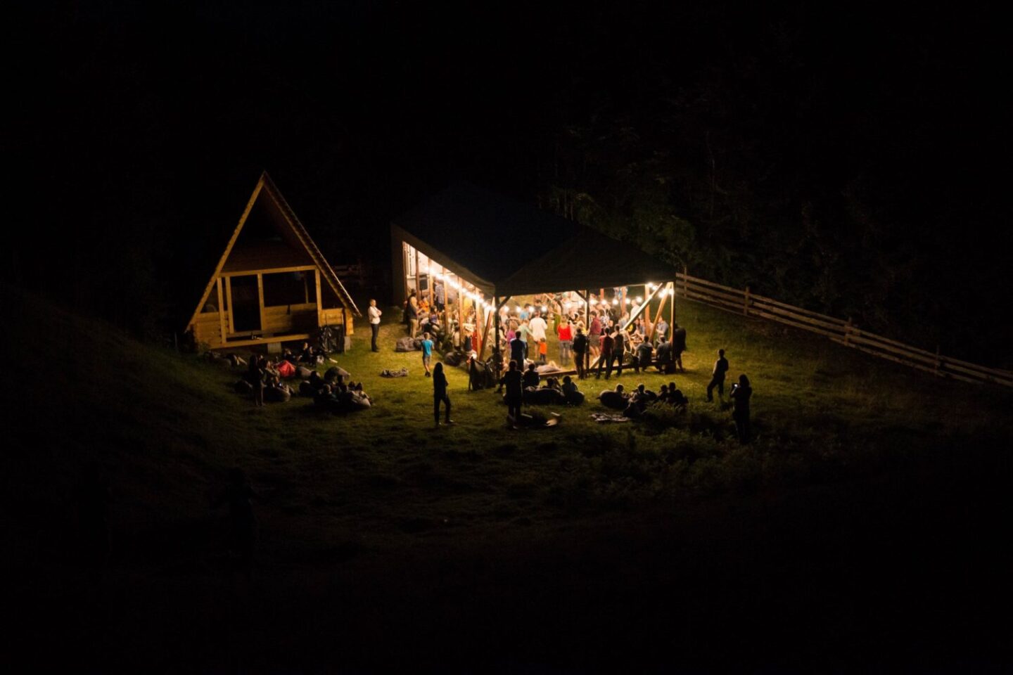 Незіпсуті цивілізацією