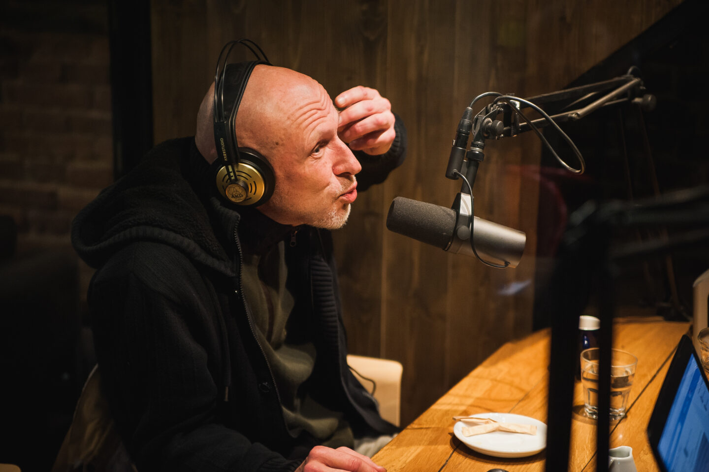 Юрій Іздрик: «Однаково весь світ лише в наших головах. Ніде поза нашою свідомістю його не існує»