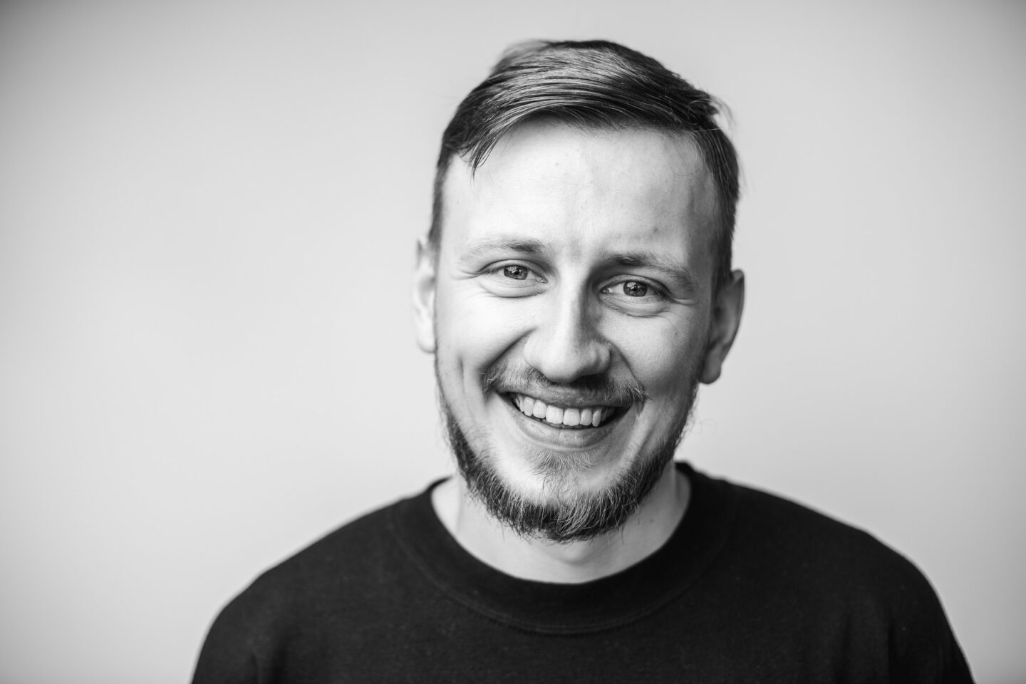 Богдан Логвиненко, Ukraїner