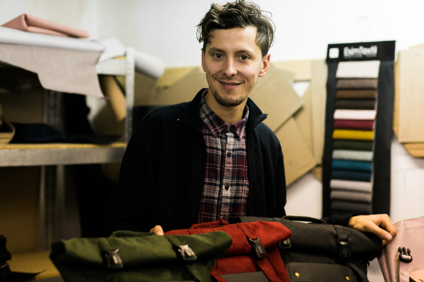 Жити, щоб шити