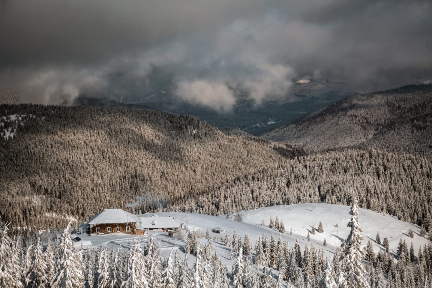 Справжня країна