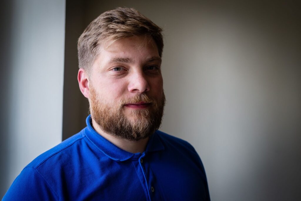 «Сусіда не приберемо, моря не викопаємо. Тому люди хочуть вміти тримати зброю»