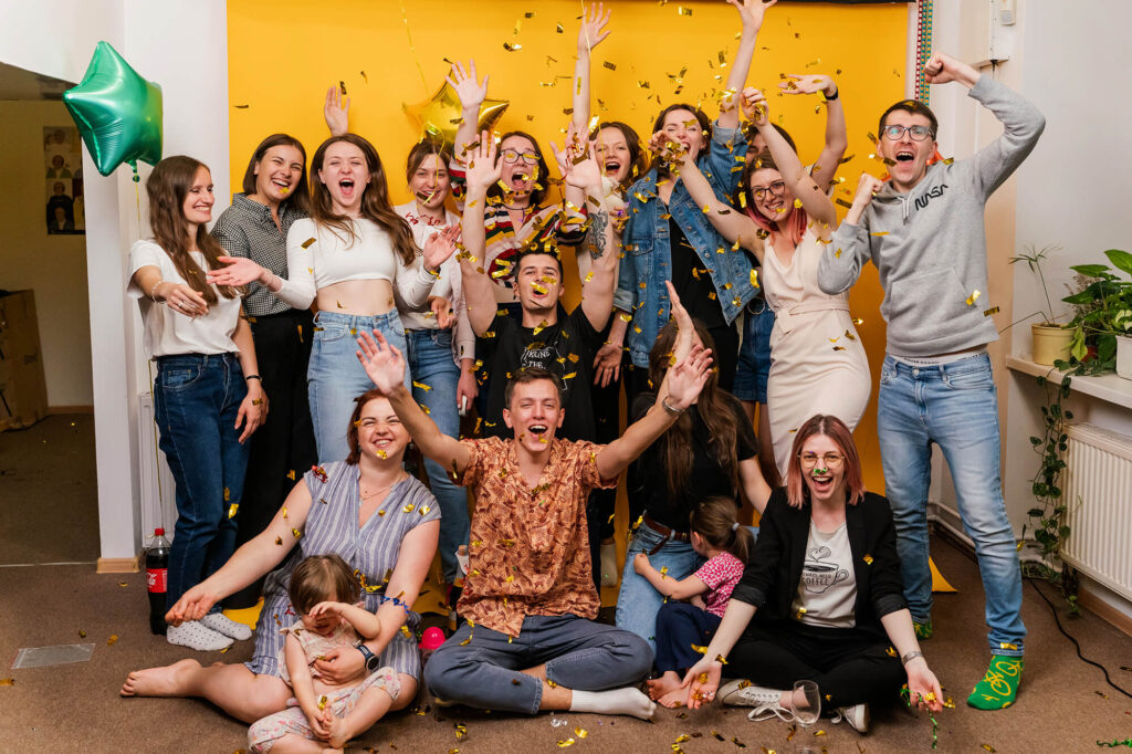 У нашій Спільноті — 3000 людей!