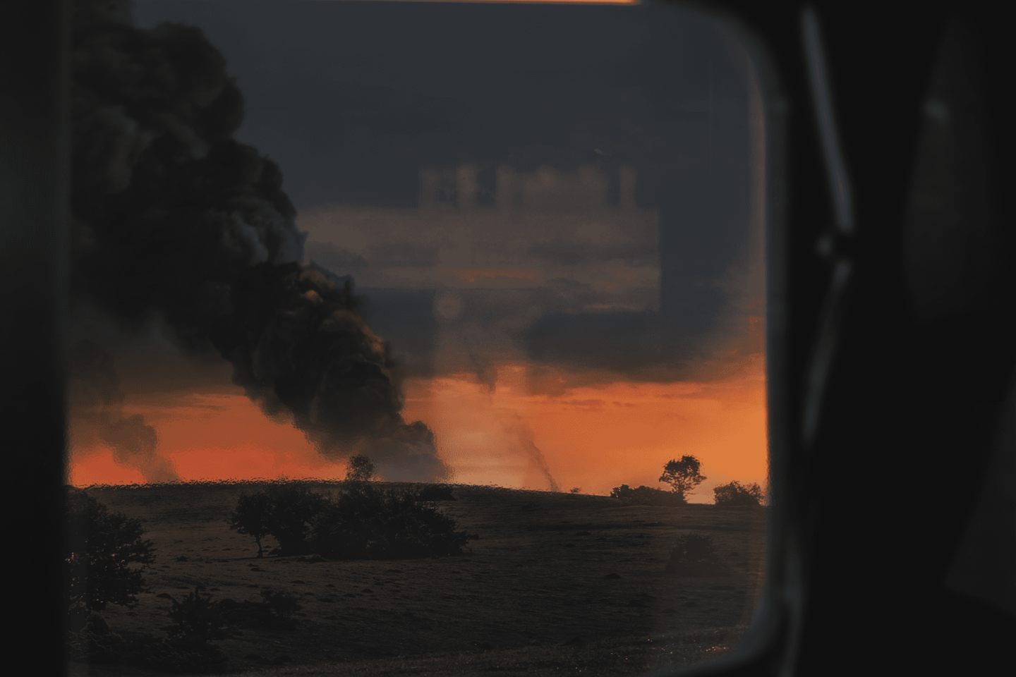 Бо коли страшно, треба за когось триматися