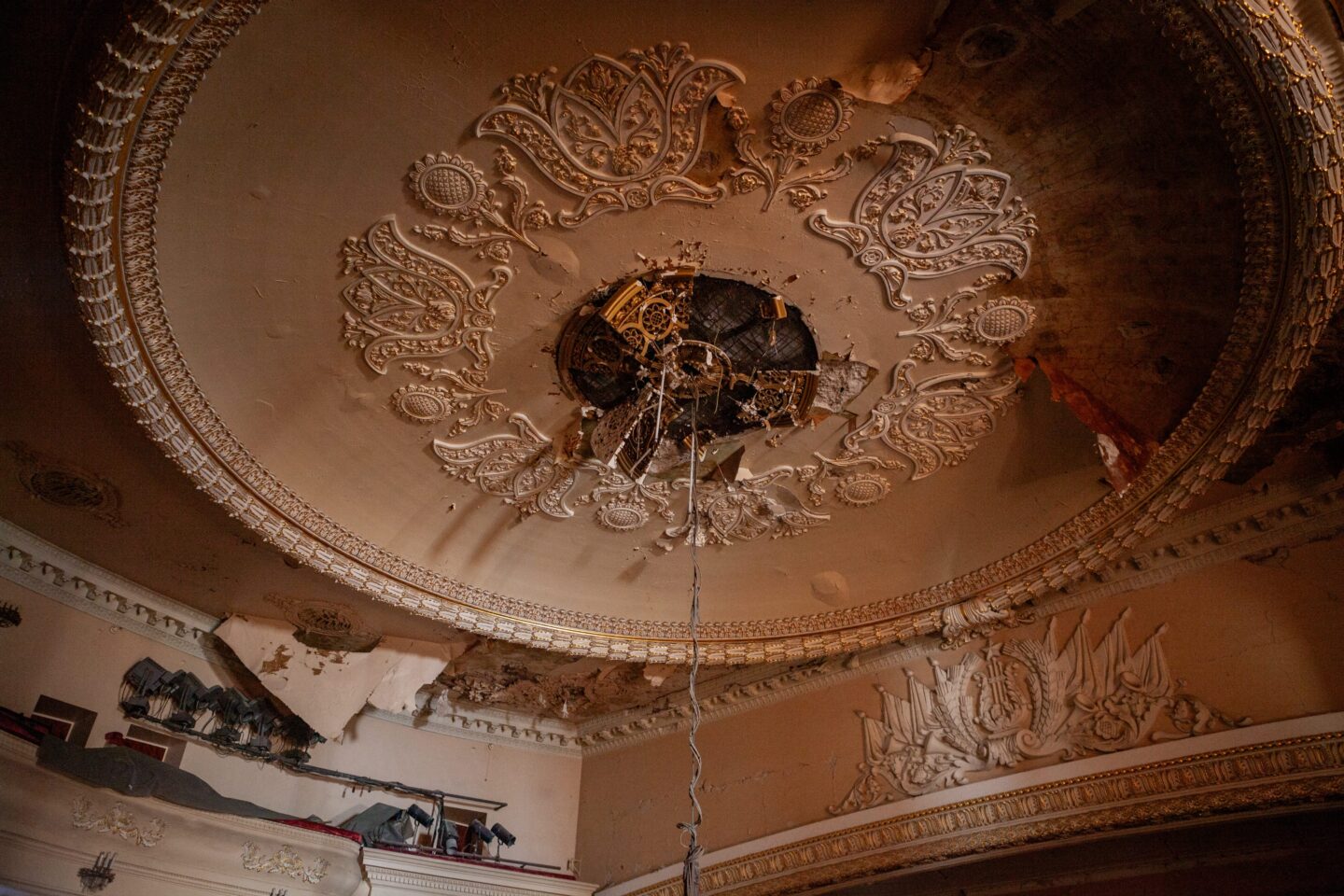 Scene of Recovery — Scene of Pain