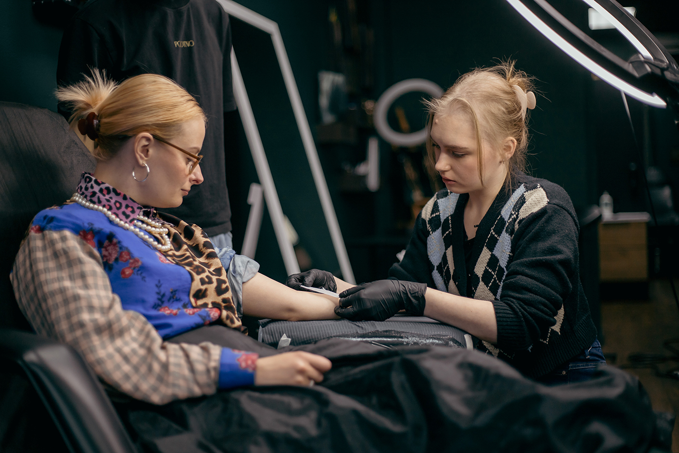 Як Саша Гонтар робила тату